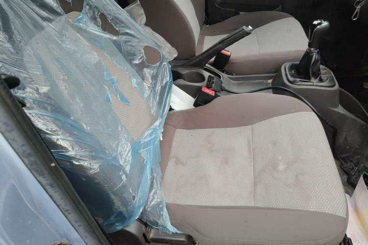 Used Foton Xiangling M 2018 1.2L Semi-承载 Single-Row Rear Single-Tire (Van-Type) 4W12M1
