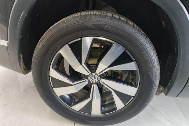 Used Volkswagen Tayron 2020 330TSI Two-Wheel Drive Luxury Smart Connectivity Version
