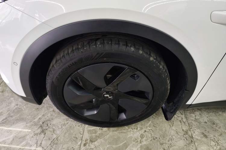 Used ONVO L60 2024 60 kWh Rear-Drive Version
