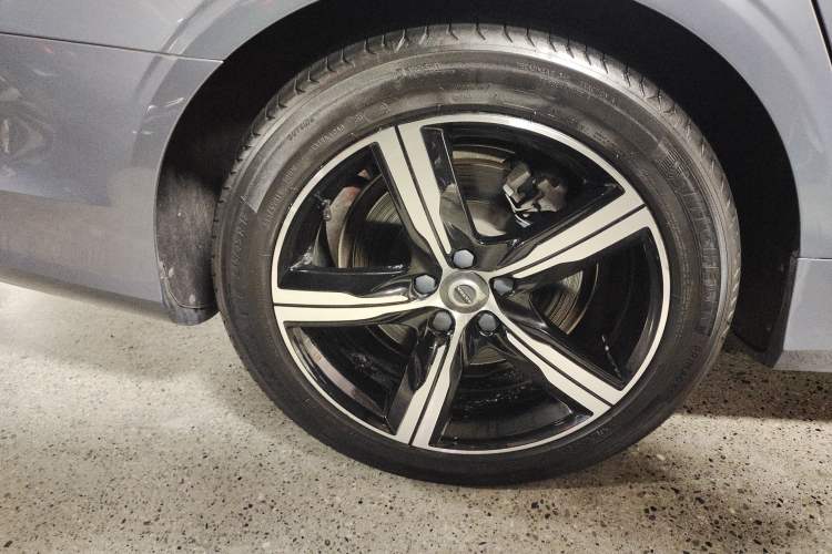 Used Volvo S90 2020 T5 Zhiyi Sport Edition
