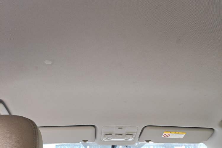 Used Toyota RAV4 2016 2.0L CVT Two-Wheel Drive Urban Edition China V Standard
