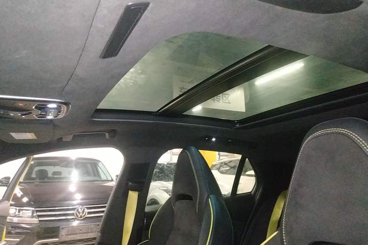 Used Lynk & Co 03 2020 03+ 2.0TD Automatic Wind-Chasing Edition