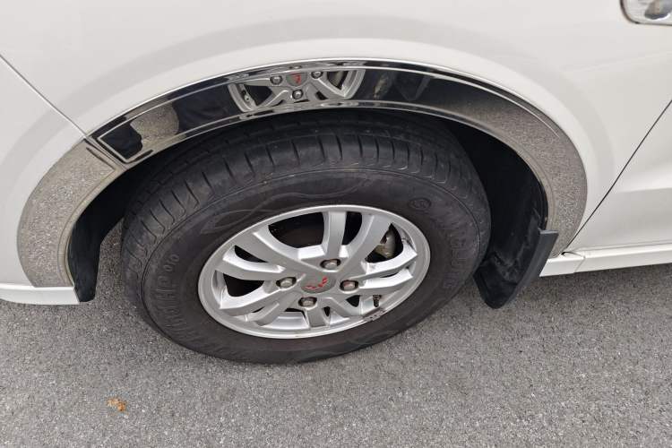 Used Wuling Hongguang 2019 1.5L S Comfort Edition China VI LAR
