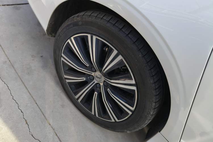 Used Volvo S90 New Energy 2022 T8 eDrive Hybrid Luxury Edition
