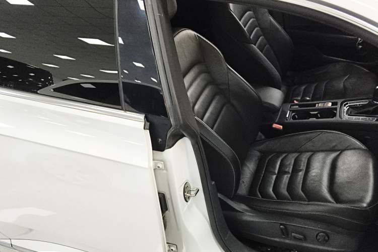 Used Volkswagen FAW-Volkswagen CC 2020 330TSI Glamour Edition China VI Standard
