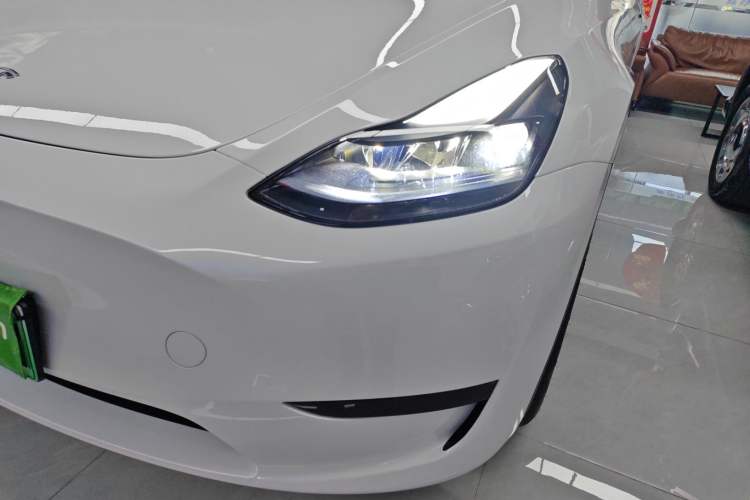 Used Tesla Model Y 2024 Rear-Wheel-Drive Version
