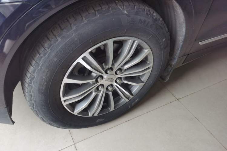 Used Cadillac XT5 2016 25T Luxury Model