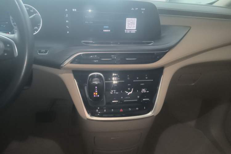 Used Buick GL8 2021 ES Landtrek 653T Luxury Model