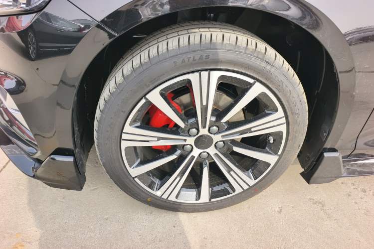 Used Geely Auto Preface 2025 Dongfang Yao 1.5TD Kunlun Edition