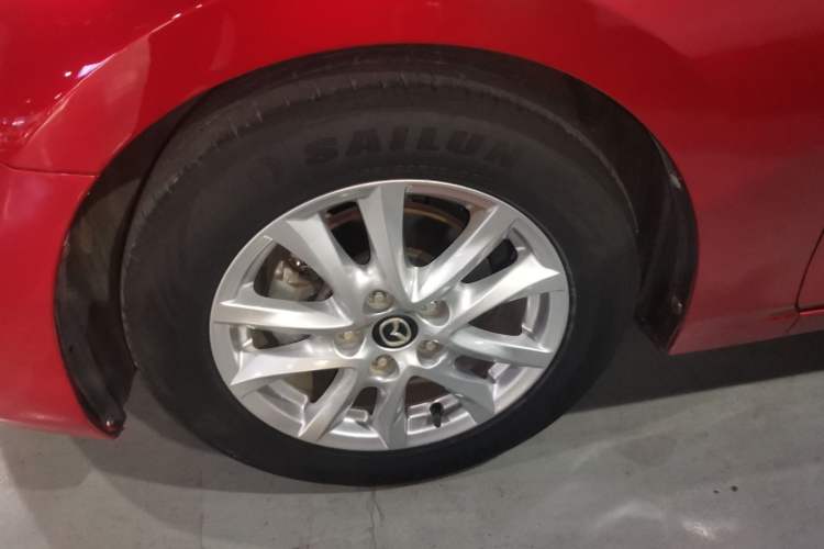 Used Mazda Mazda 3 Axela 2017 Sedan 1.5L Automatic Luxury Model Emission Standard China V
