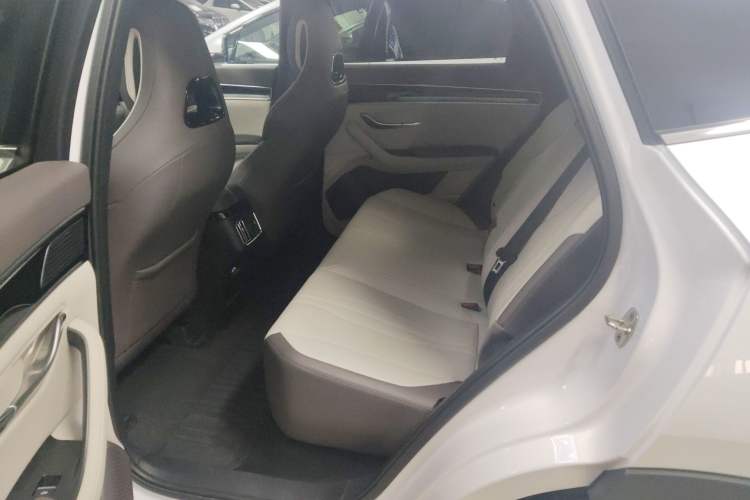 Used BYD Song PLUS New Energy 2025 DM-i Smart Drive 112KM Prestige Model