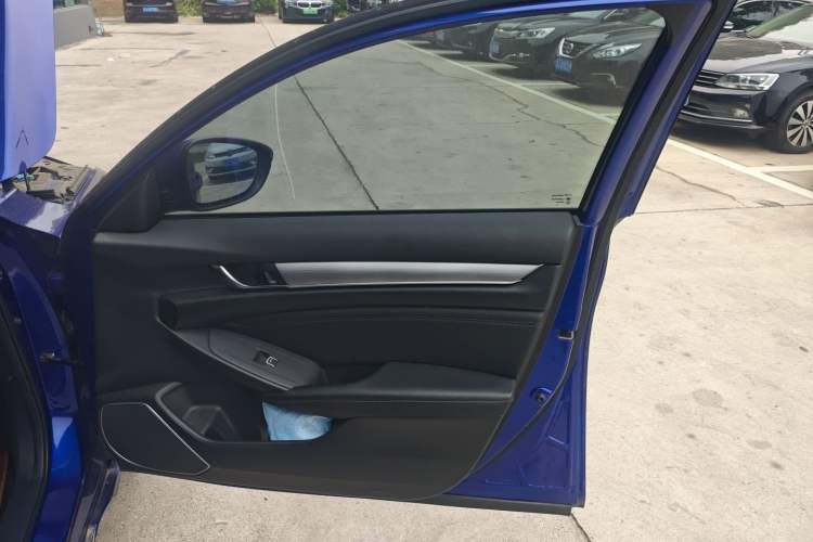 Used Honda Accord 2018 260TURBO Elite Edition China VI