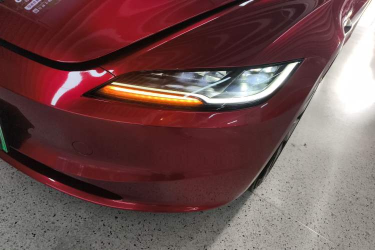 Used Tesla Model 3 2023 Rear-Wheel-Drive Version