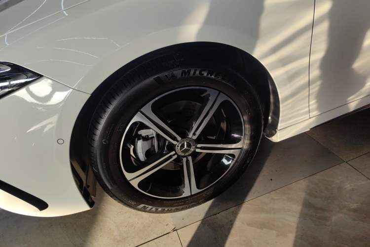 Used Mercedes-Benz A-Class 2024 Updated A 200 L Fashion Version
