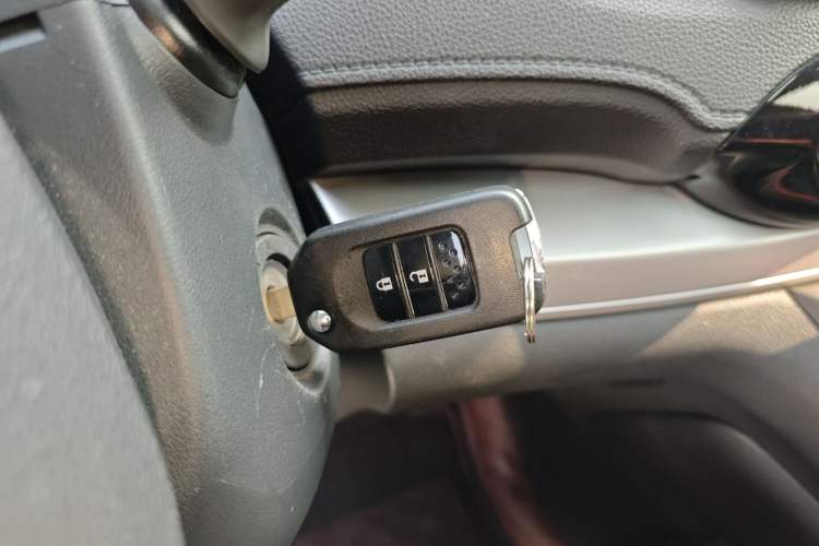 Used Honda CR-V 2016 2.0L two-wheel drive Urban Edition
