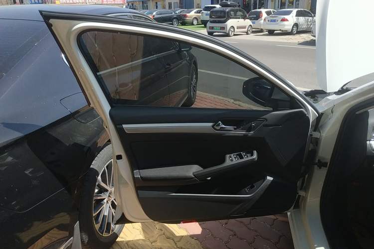 Used Volkswagen Lamando 2021 230TSI DSG Fashion Edition