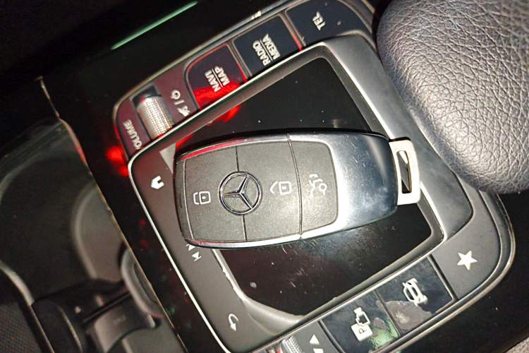 Used Mercedes-Benz A-Class 2021 A 200 L Sport Sedan Fashion Model
