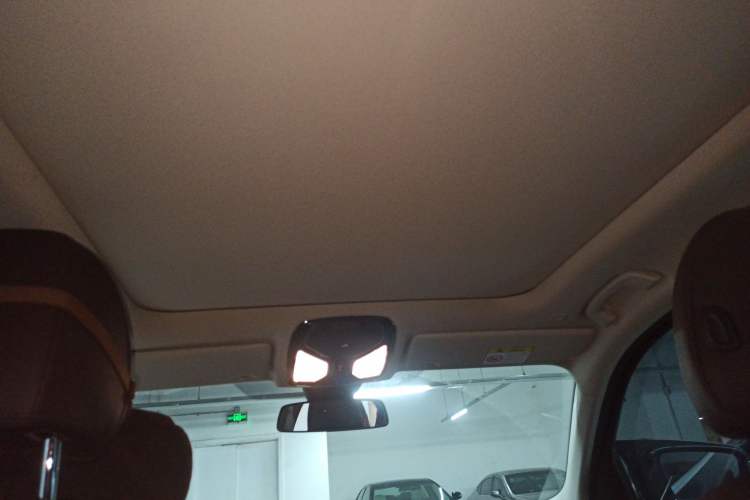 Used BMW i3 2024 eDrive 35 L
