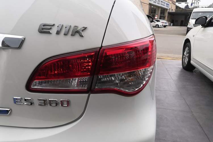 Used Dongfeng Junfeng E11K 2019 ES360 Battery-Swap Version 46.7 kWh