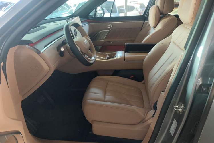 Used ONVO Luxeed L90 
