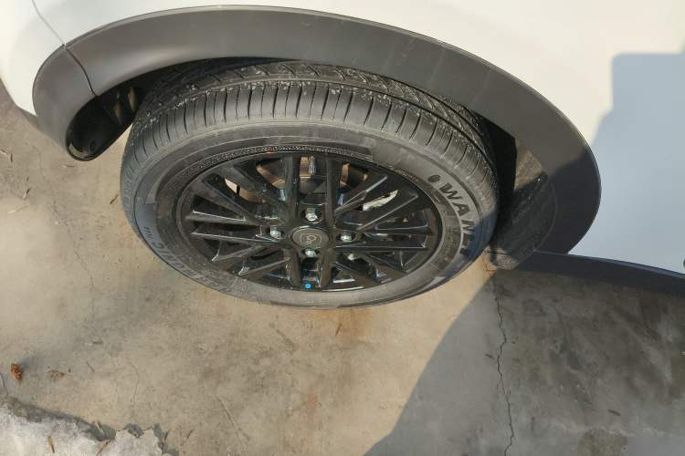 Used Chery Little Ant 2024 Refreshed Version Youth Edition 321 km Beloved Edition 29.23 kWh