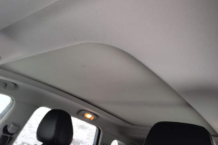 Used Roewe RX5 2016 20T Two-Wheel Drive Automatic Flagship Edition