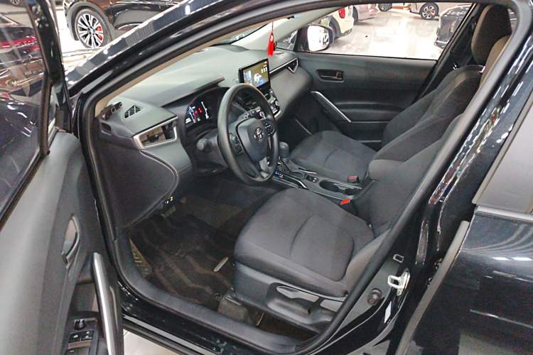 Used Toyota Corolla Cross 2024 2.0L Elite Edition
