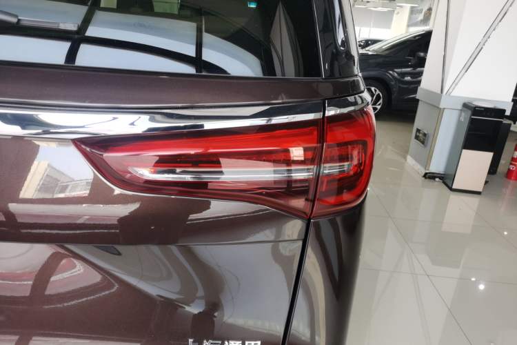 Used Buick GL8 2021 ES Landtrek 653T Luxury Model
