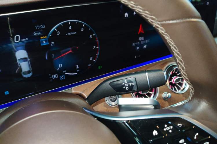 Used Mercedes-Benz E-Class 2023 Facelift E 260 L
