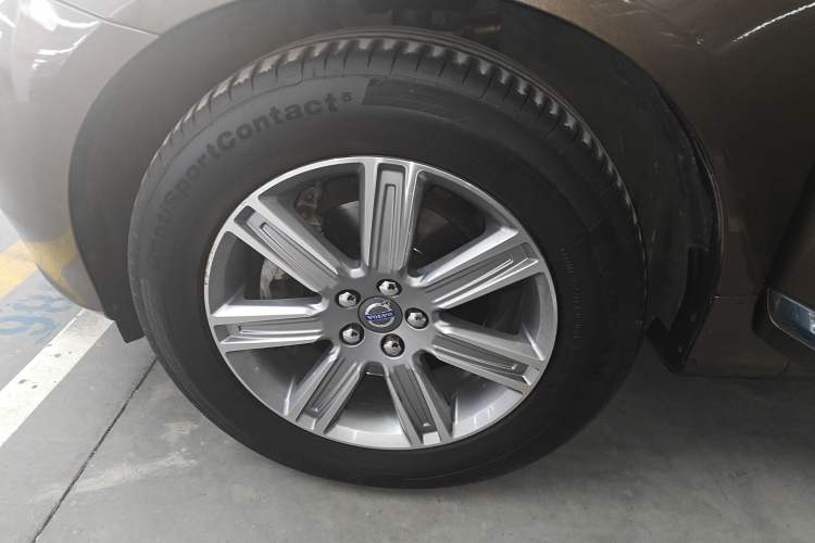 Used Volvo XC60 2017 T5 AWD Smart Range Edition
