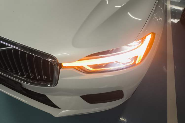 Used Volvo XC60 2019 T5 4x4 Smart Edition China V Standard
