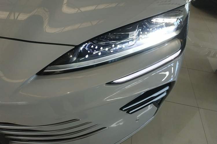 Used BYD Song PLUS New Energy 2025 DM-i Intelligent Driving 112KM Prestige Model