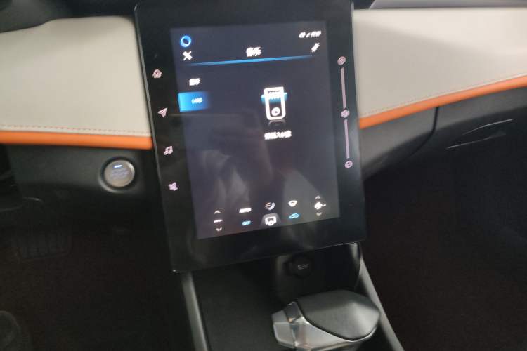 Used Dongfeng Aeolus Yixuan 2023 Mach Edition 1.5L Automatic Chasing Shadow Version
