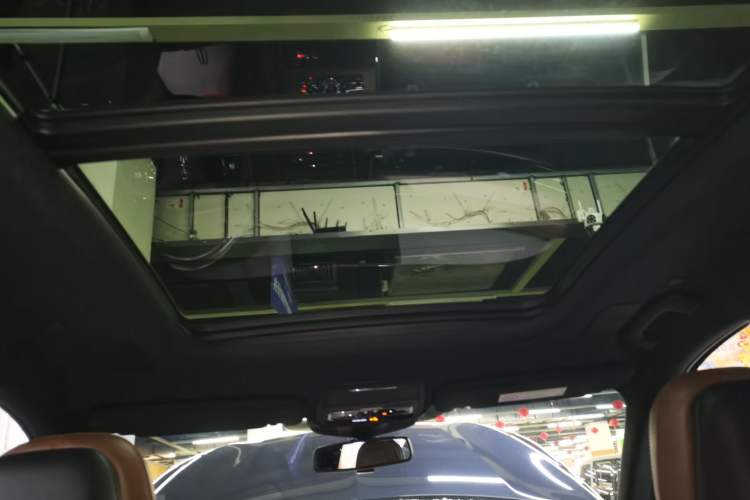 Used Lincoln Aviator 2021 3.0T V6 All-Wheel-Drive Executive Edition
