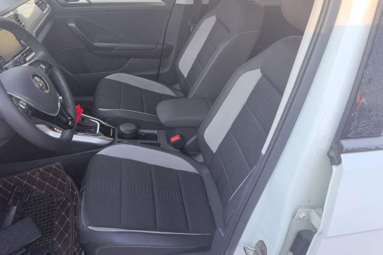 Used Volkswagen T-ROC 2020 230TSI DSG Two-Wheel Drive Advanced Version
