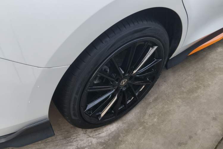 Used Changan UNI-V 2025 1.5T 500Bar Prestige Sporty Version
