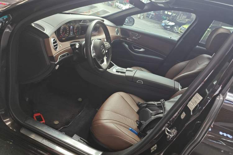 Used Mercedes-Benz S-Class 2019 S 320 L