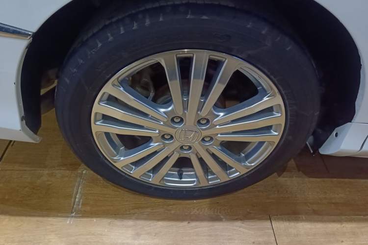 Used Honda Elysion 2016 2.4L Comfort Edition
