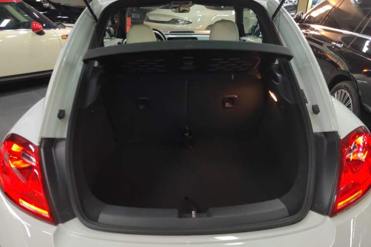 Used Volkswagen Beetle 2014 1.4TSI Fashion Edition
