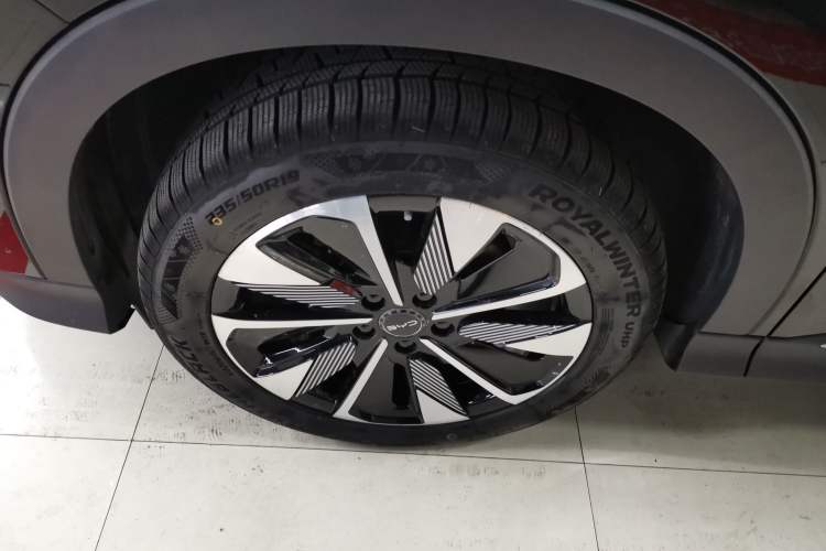 Used BYD Song PLUS New Energy 2025 DM-i Intelligent Driving 112KM Prestige Model
