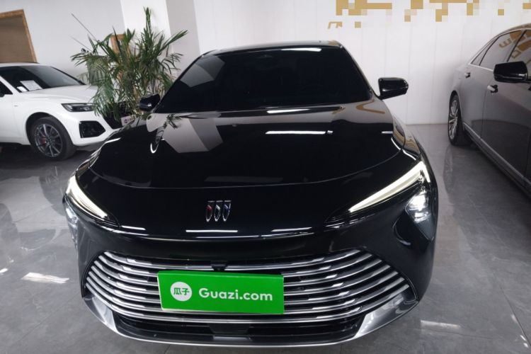 Used Buick LaCrosse 2025 28T Platinum Edition
