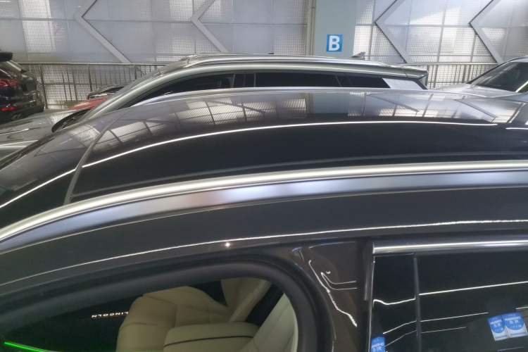 Used Lincoln Corsair 2023 2.0T All-Wheel-Drive Prestige Version
