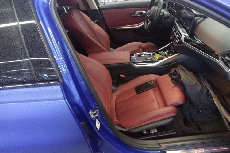 Used BMW i3 2022 eDrive 35 L
