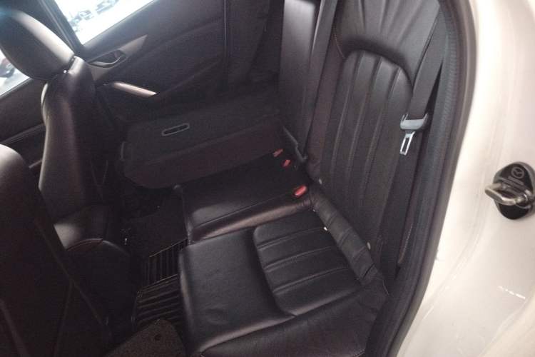 Used Mazda CX-4 2018 2.0L Automatic Two-Wheel Drive Blue Sky Premium Upgrade Version China V Standard