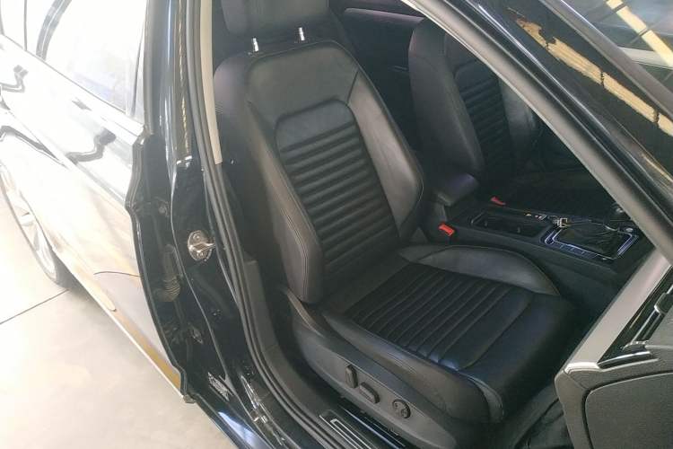 Used Volkswagen Magotan 2018 330TSI DSG Advanced Model