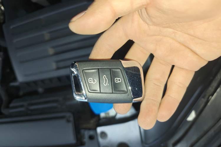 Used Volkswagen Passat 2023 330TSI Luxury Edition
