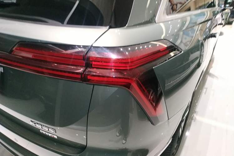 Used Wey Lanshan 2025 Four-Wheel Drive Ultra