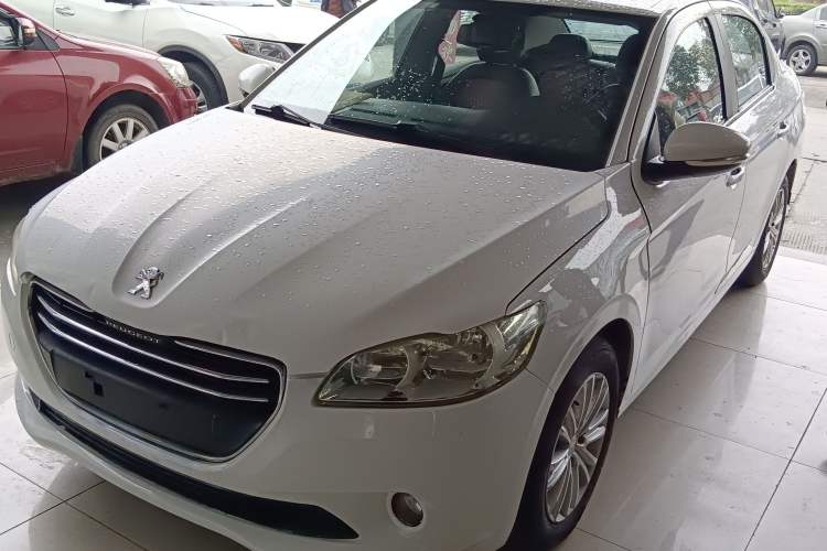 Used Peugeot 301 2014 1.6L Manual Luxury Edition
