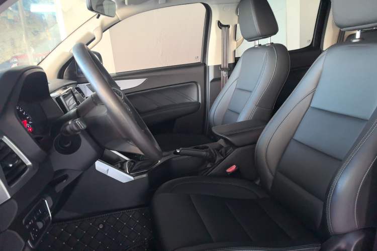 Used Great Wall Poer 2019 2.0T Commercial Version Manual Diesel Two-Wheel Drive Elite Long-Box GW4D20M