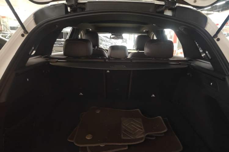 Used Mercedes-Benz GLC 2018 GLC 260 4MATIC Luxury Model